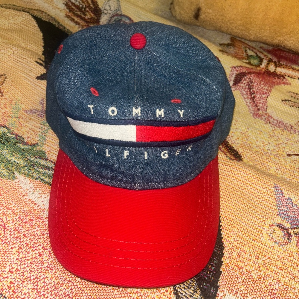 Tommy Hilfiger Blue and Red Logo Cap